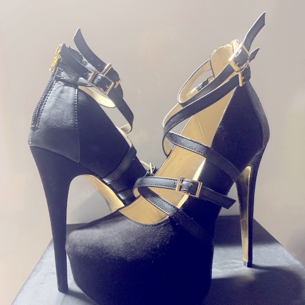 Black platform high heel